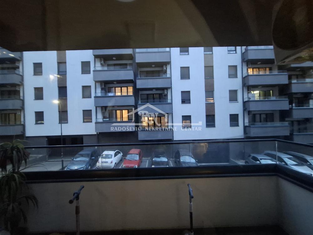 Stan na prodaju u Beogradu, Višnjička banja, dvosoban, 44m2, cena 165000 evra