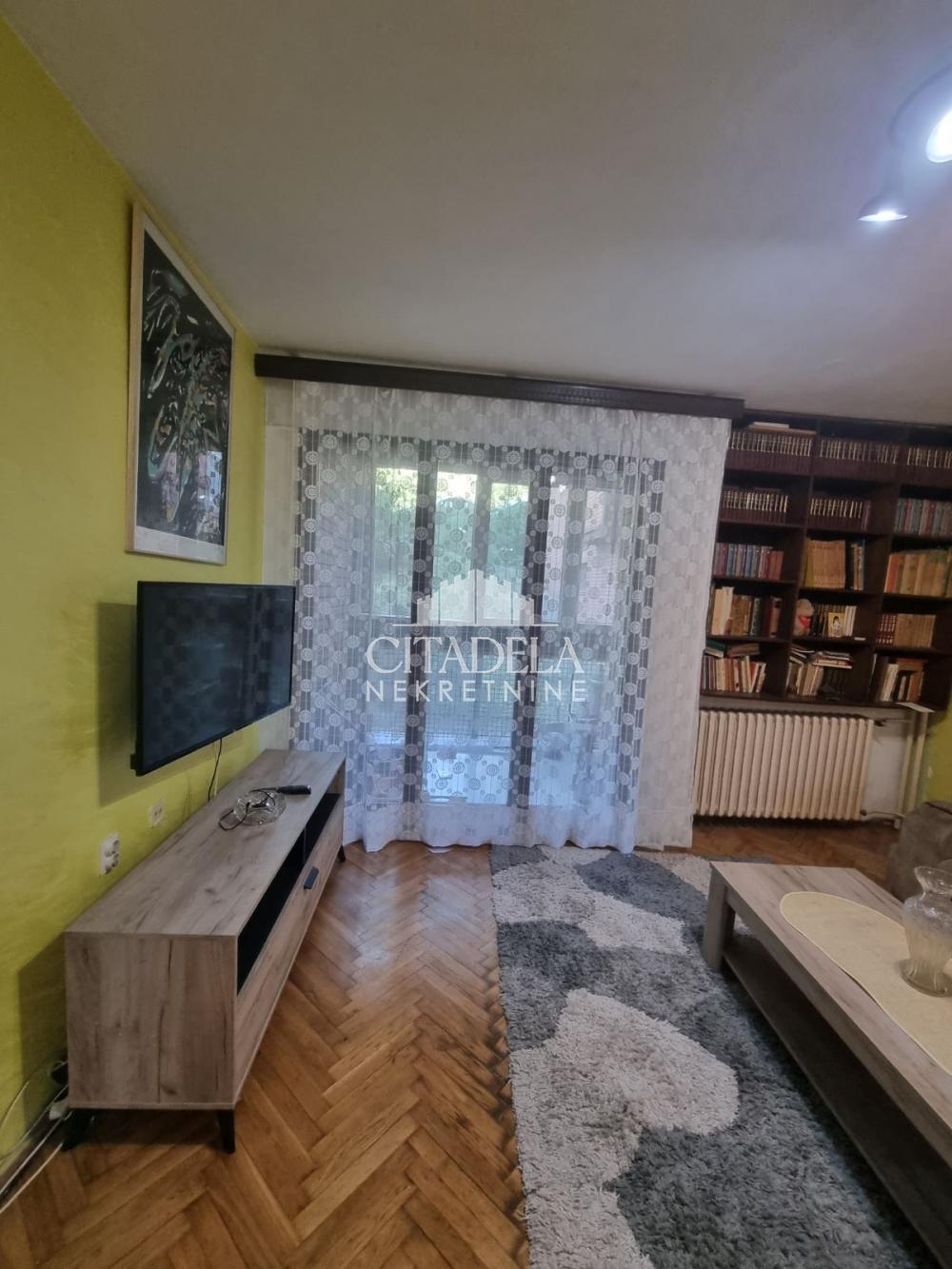 Stan na prodaju u Beogradu, Banovo brdo, dvoiposoban, 72m2, cena 210000 evra
