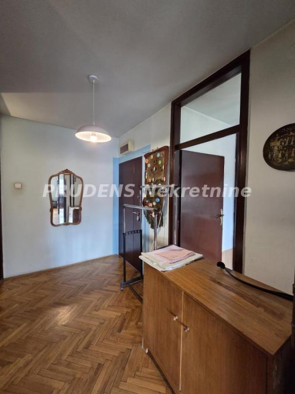 Stan na prodaju u Beogradu, Palilula, cetvorosoban, 114m2, cena 350000 evra