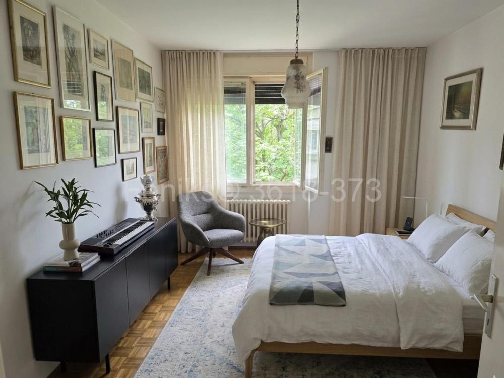 Stan na prodaju u Beogradu, Cvetkova pijaca, troiposoban, 92m2, cena 330000 evra