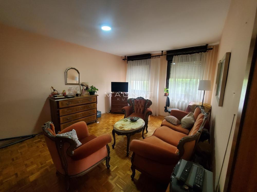 Stan na prodaju u Beogradu, Višnjička banja, dvosoban, 52m2, cena 159000 evra