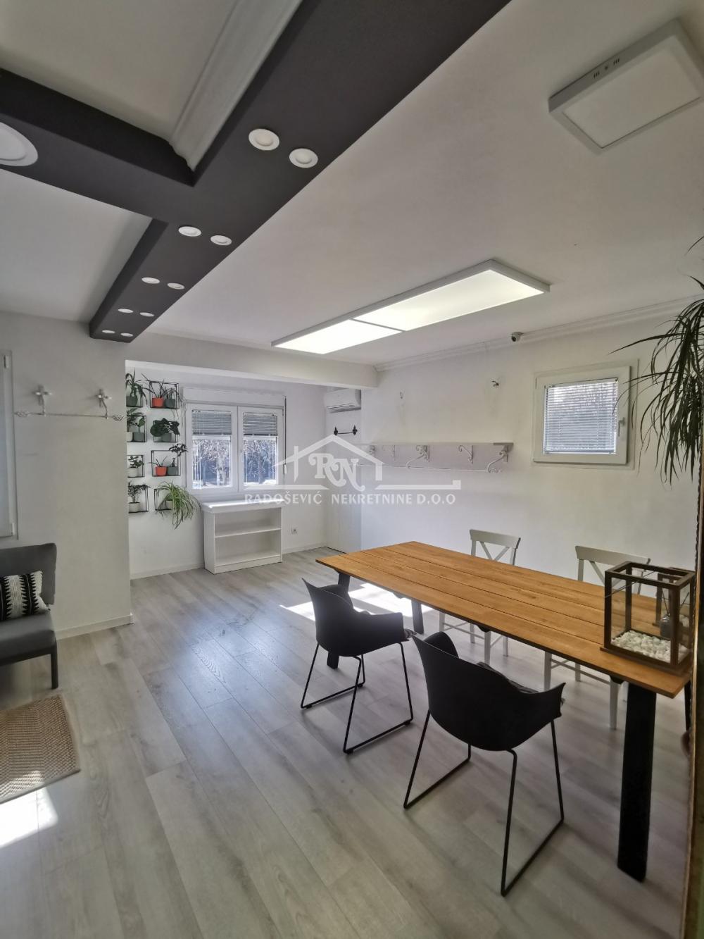 Stan na prodaju u Beogradu, Čukarica, jednosoban, 35m2, cena 115000 evra