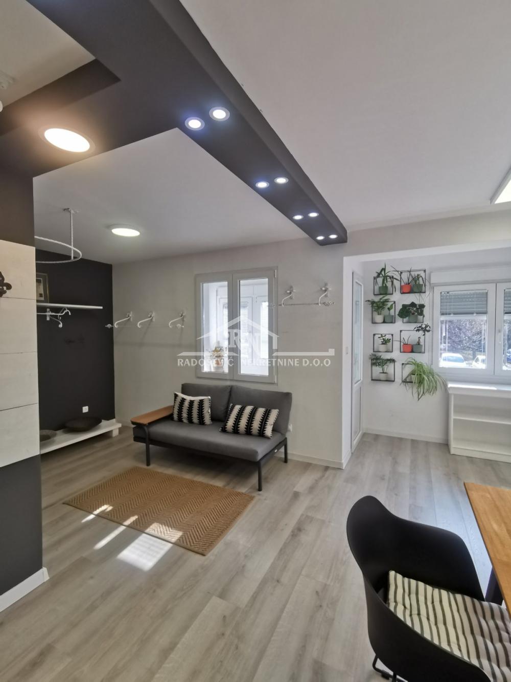 Stan na prodaju u Beogradu, Čukarica, jednosoban, 35m2, cena 115000 evra