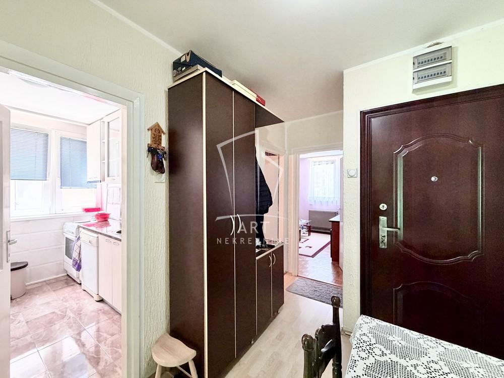 Stan na prodaju u Beogradu, Zemun, dvosoban, 55m2, cena 150000 evra