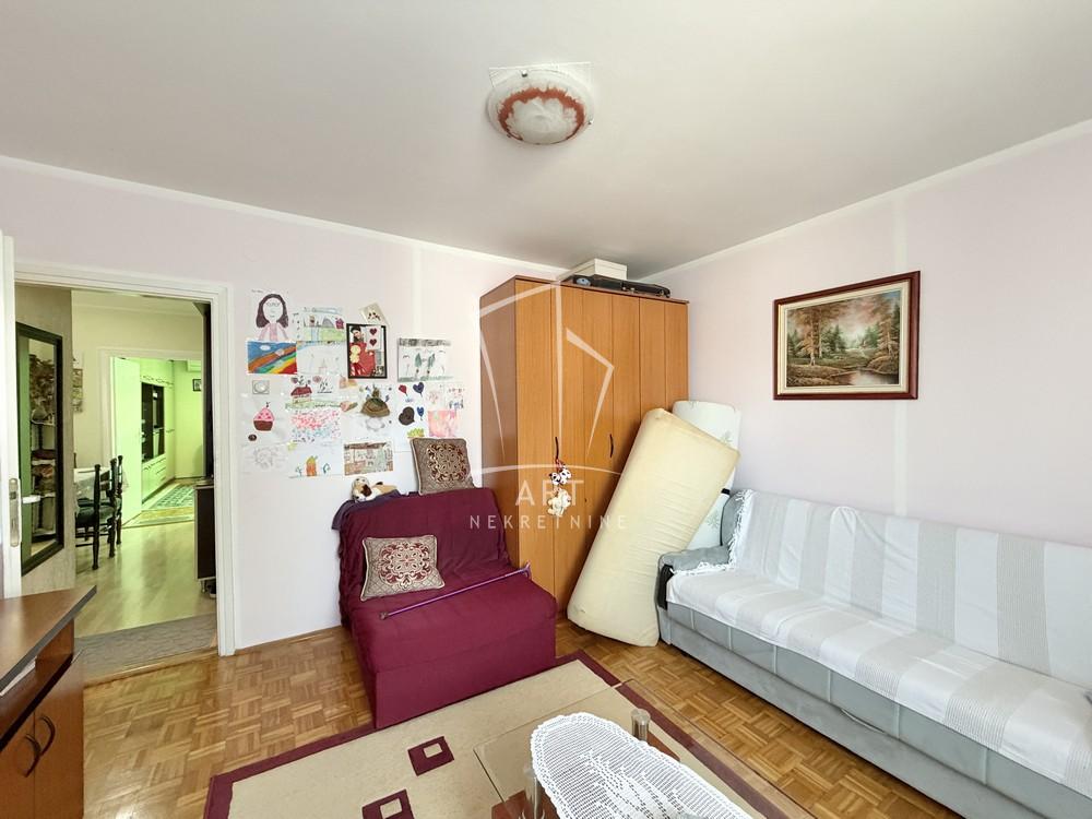 Stan na prodaju u Beogradu, Zemun, dvosoban, 55m2, cena 150000 evra