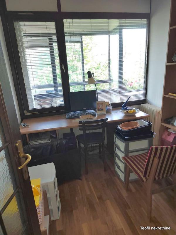 Stan na prodaju u Beogradu, Višnjička banja, dvoiposoban, 70m2, cena 165000 evra