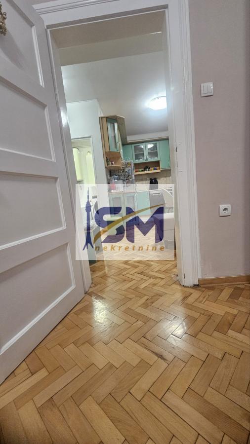 Stan na prodaju u Beogradu, Kalenić pijaca, dvosoban, 39m2, cena 137000 evra
