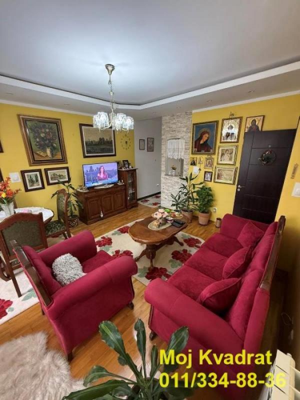 Stan na prodaju u Beogradu, Voždovac, jednoiposoban, 45m2, cena 150000 evra