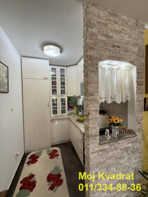 Stan na prodaju u Beogradu, Voždovac, jednoiposoban, 45m2, cena 150000 evra