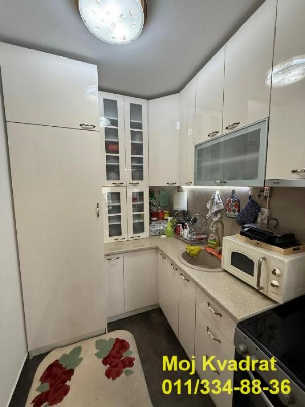 Stan na prodaju u Beogradu, Voždovac, jednoiposoban, 45m2, cena 150000 evra