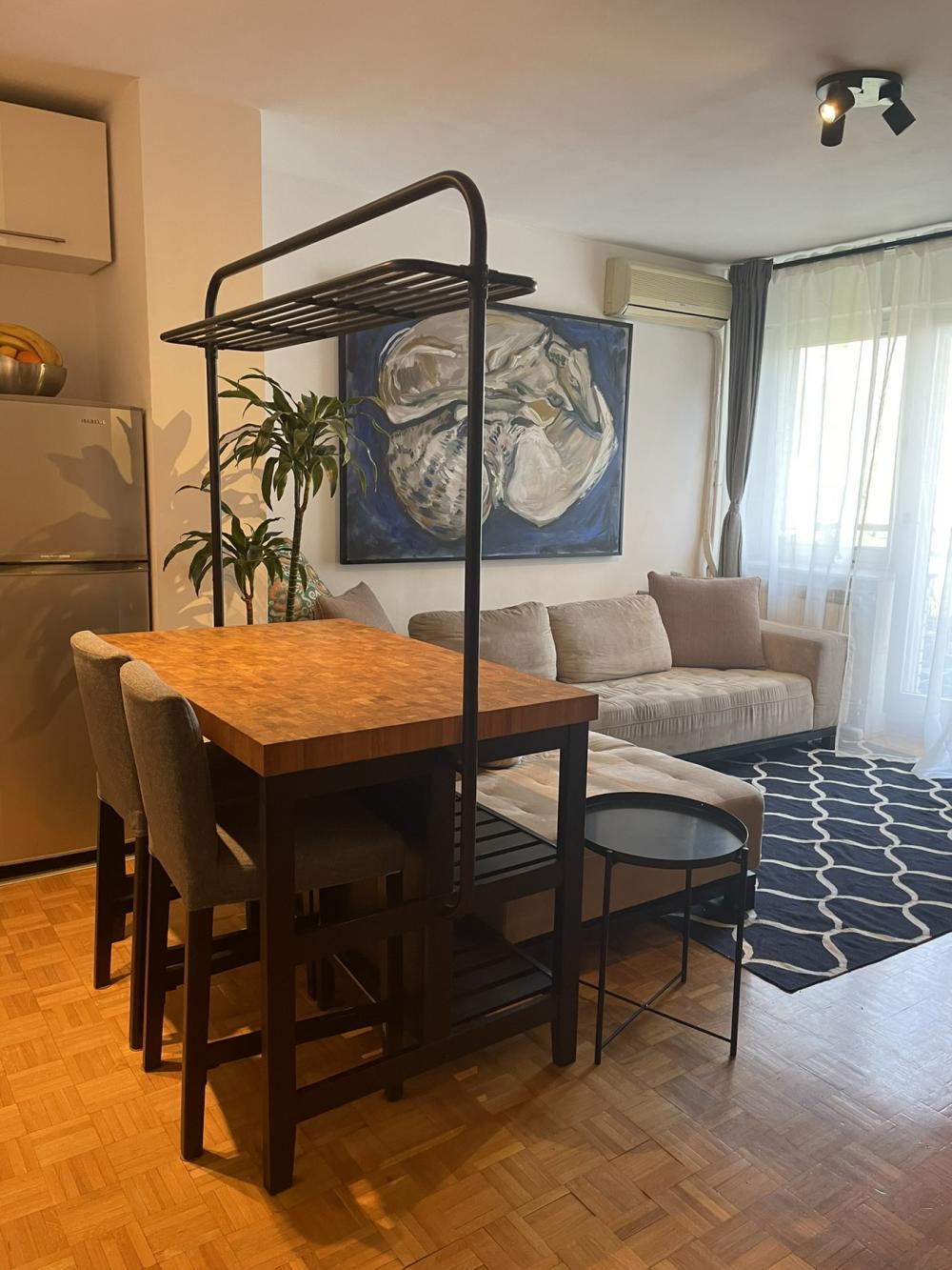 Stan na prodaju u Beogradu, Novi Beograd blok 11 (Hotel Jugoslavija), jednoiposoban, 48m2, cena 219900 evra