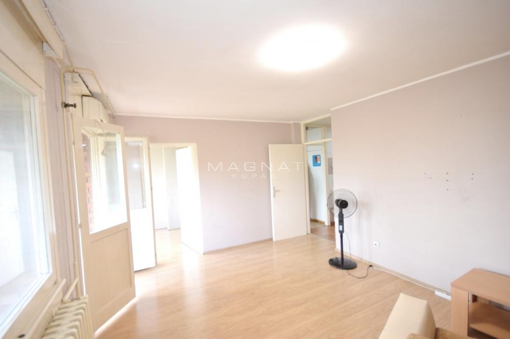 Stan na prodaju u Beogradu, Rakovica, jednoiposoban, 44m2, cena 122000 evra
