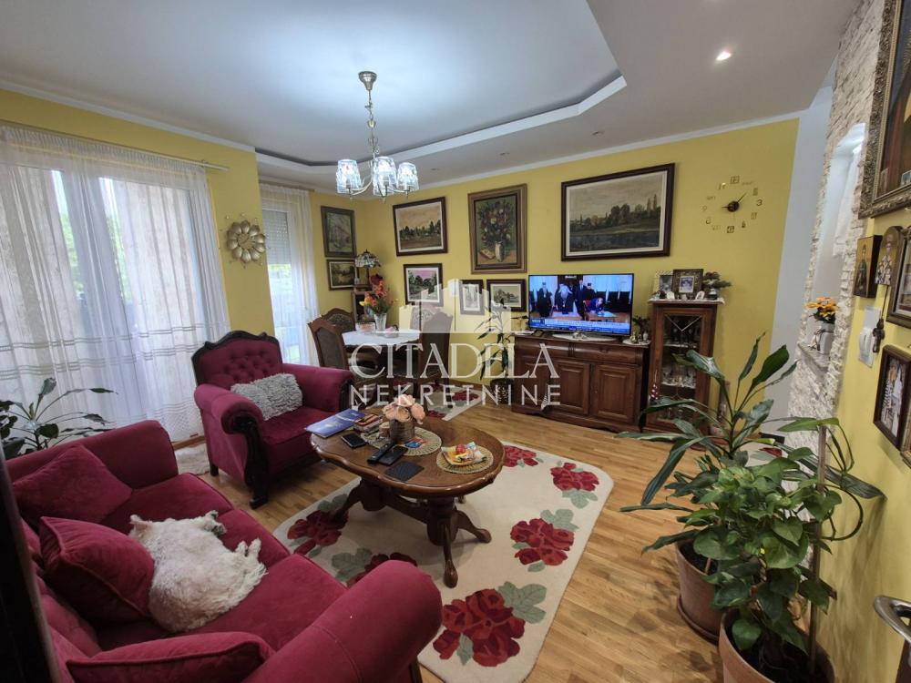 Stan na prodaju u Beogradu, Voždovac, jednoiposoban, 45m2, cena 150000 evra