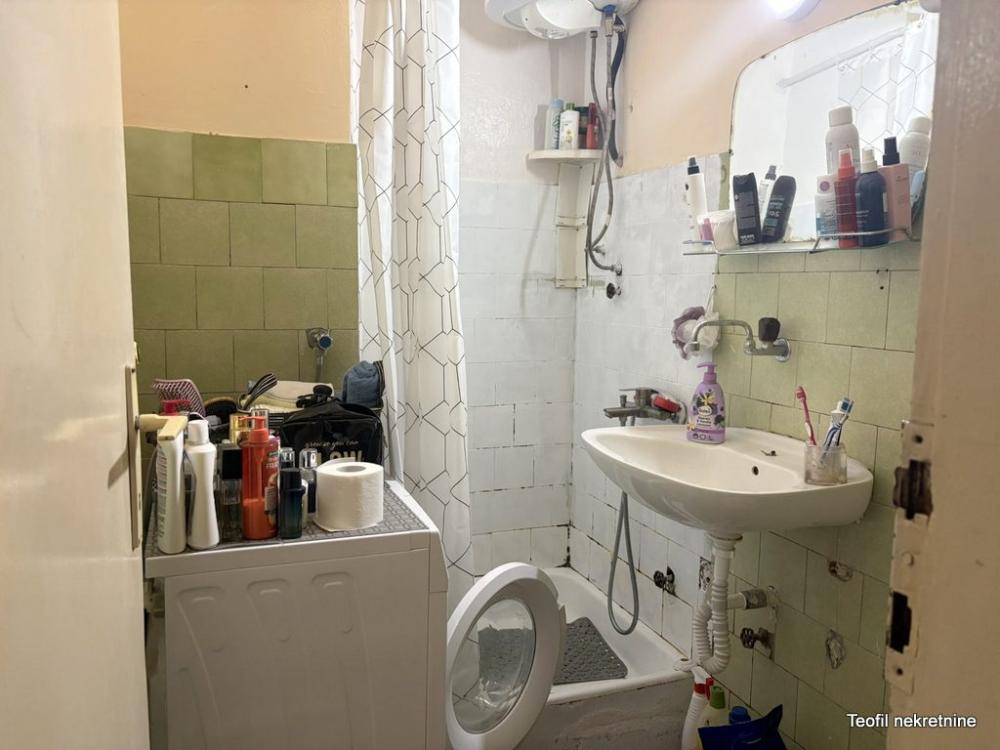 Stan na prodaju u Beogradu, Krnjača, jednosoban, 23m2, cena 57000 evra