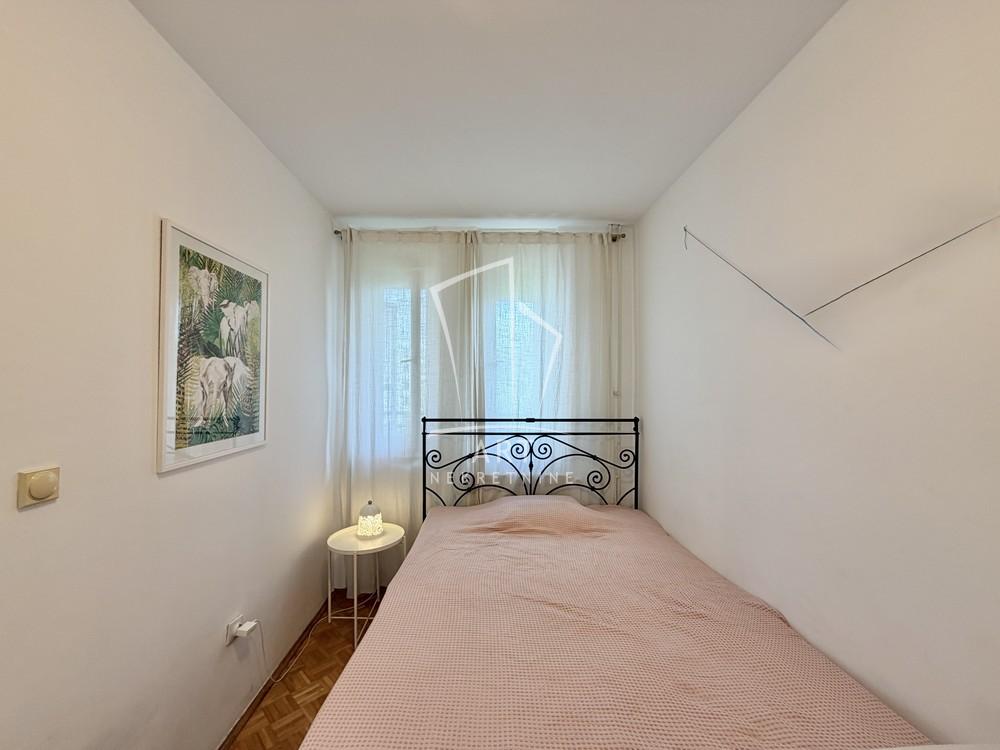 Stan na prodaju u Beogradu, Novi Beograd blok 11 (Hotel Jugoslavija), jednoiposoban, 48m2, cena 219900 evra
