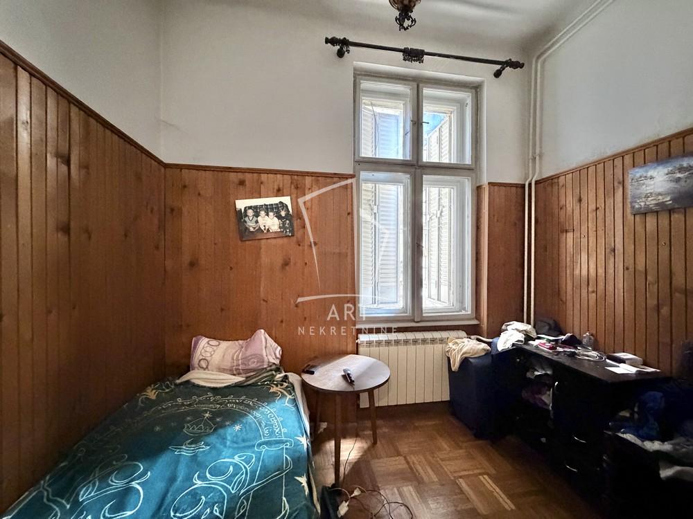 Stan na prodaju u Beogradu, Vračar, troiposoban, 101m2, cena 360000 evra