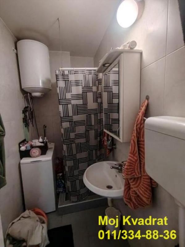 Stan na prodaju u Beogradu, Zemun Kej, jednosoban, 26m2, cena 124000 evra