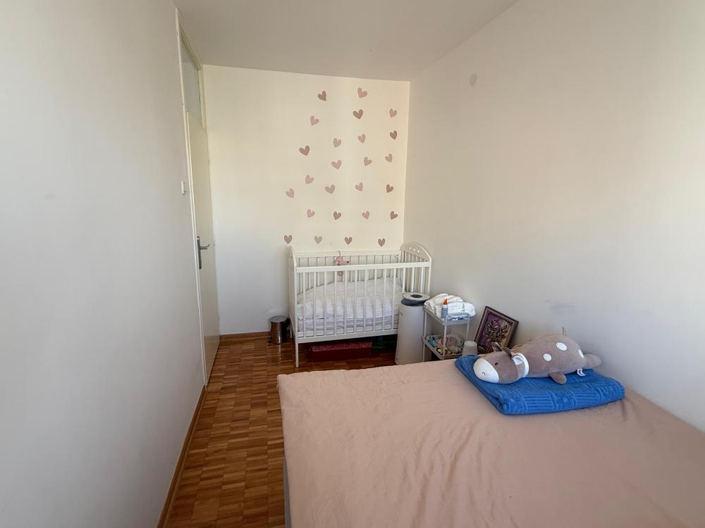 Stan na prodaju u Beogradu, Novi Beograd blok 70 (Kineski TC), jednoiposoban, 48m2, cena 198000 evra