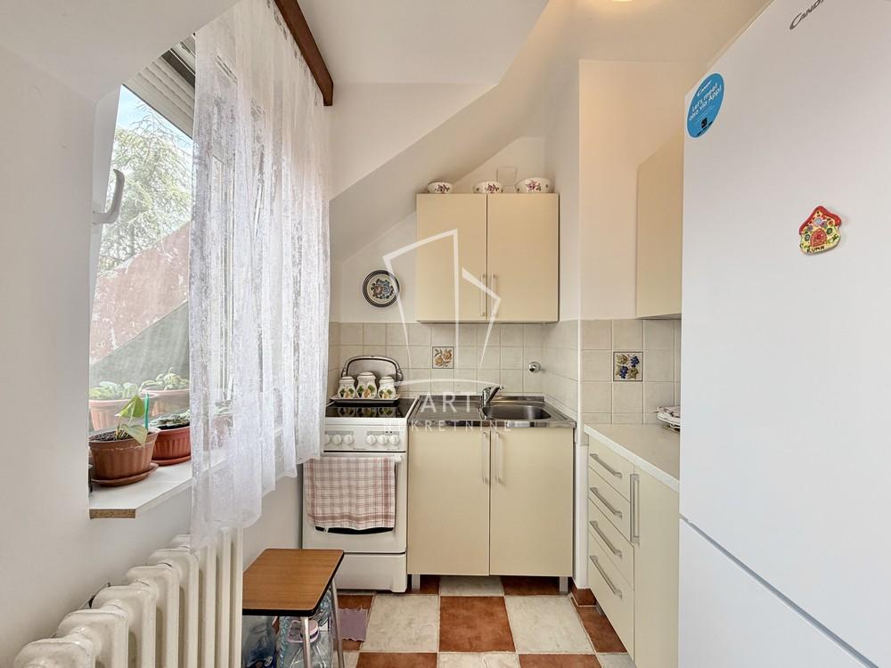 Stan na prodaju u Beogradu, Mirijevo, 130m2, cena 360000 evra