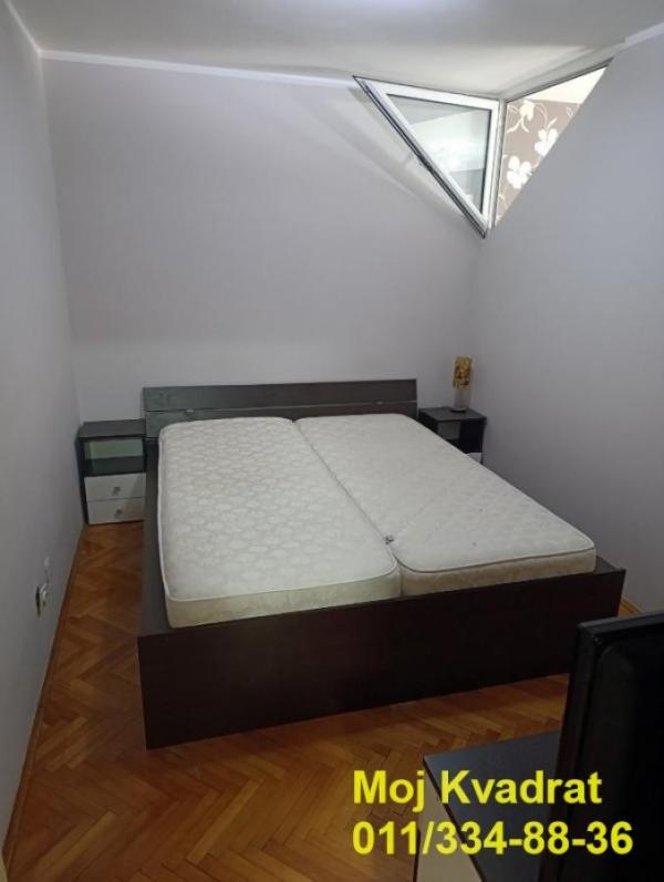 Stan na prodaju u Beogradu, Kanarevo brdo, dvoiposoban, 56m2, cena 155000 evra