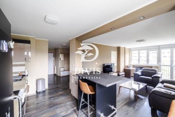 Stan na prodaju u Beogradu, Zemun, dvosoban, 58m2, cena 230000 evra