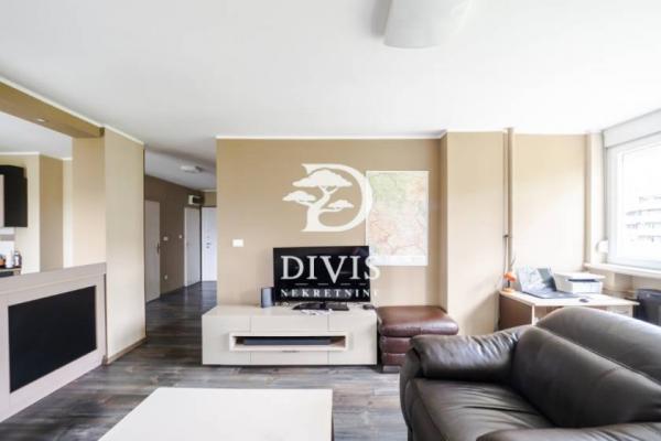 Stan na prodaju u Beogradu, Zemun, dvosoban, 58m2, cena 230000 evra