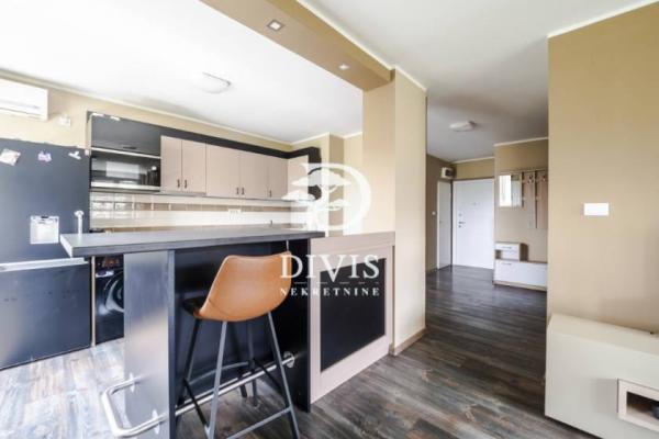 Stan na prodaju u Beogradu, Zemun, dvosoban, 58m2, cena 230000 evra