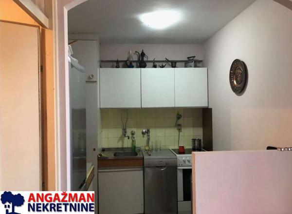 Stan na prodaju u Beogradu, Novi Beograd blok 30 (B92), dvosoban, 63m2, cena 245000 evra