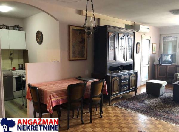 Stan na prodaju u Beogradu, Novi Beograd blok 30 (B92), dvosoban, 63m2, cena 245000 evra