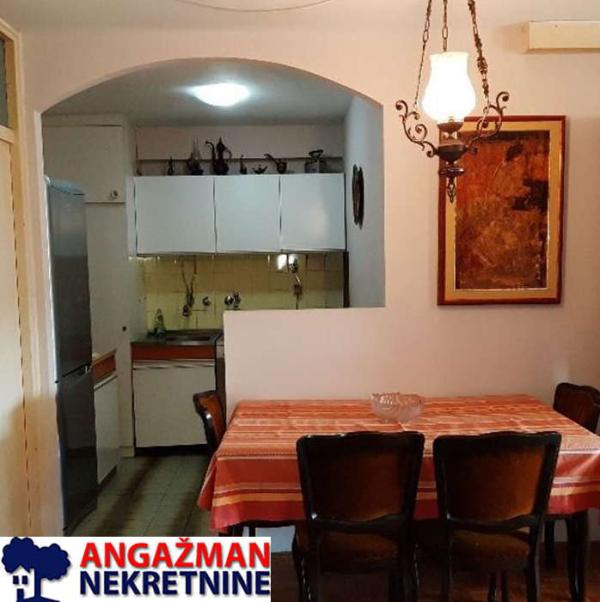 Stan na prodaju u Beogradu, Novi Beograd blok 30 (B92), dvosoban, 63m2, cena 245000 evra