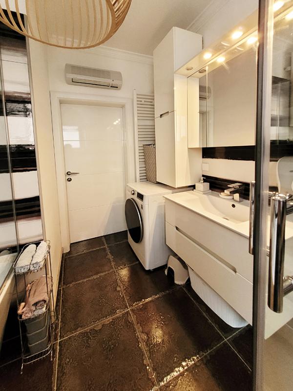 Stan na prodaju u Beogradu, Trošarina, trosoban, 90m2, cena 327000 evra