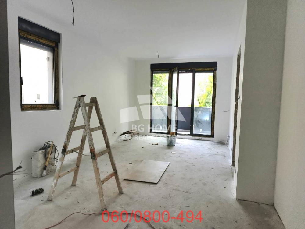 Stan na prodaju u Beogradu, Autokomanda, dvoiposoban, 74m2, cena 332200 evra