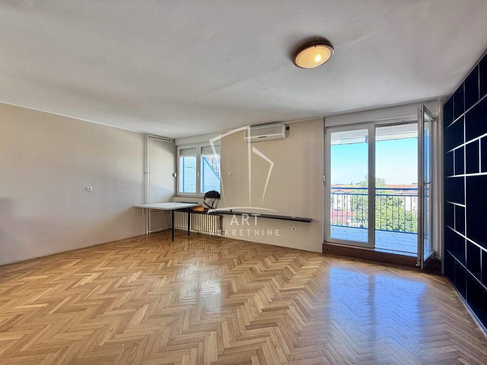 Stan na prodaju u Beogradu, Palilula, trosoban, 90m2, cena 355000 evra