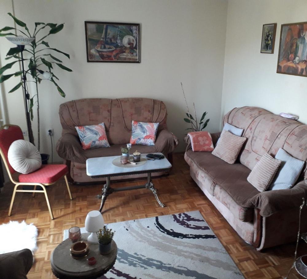 Stan na prodaju u Beogradu, Labudovo brdo, troiposoban, 83m2, cena 240000 evra