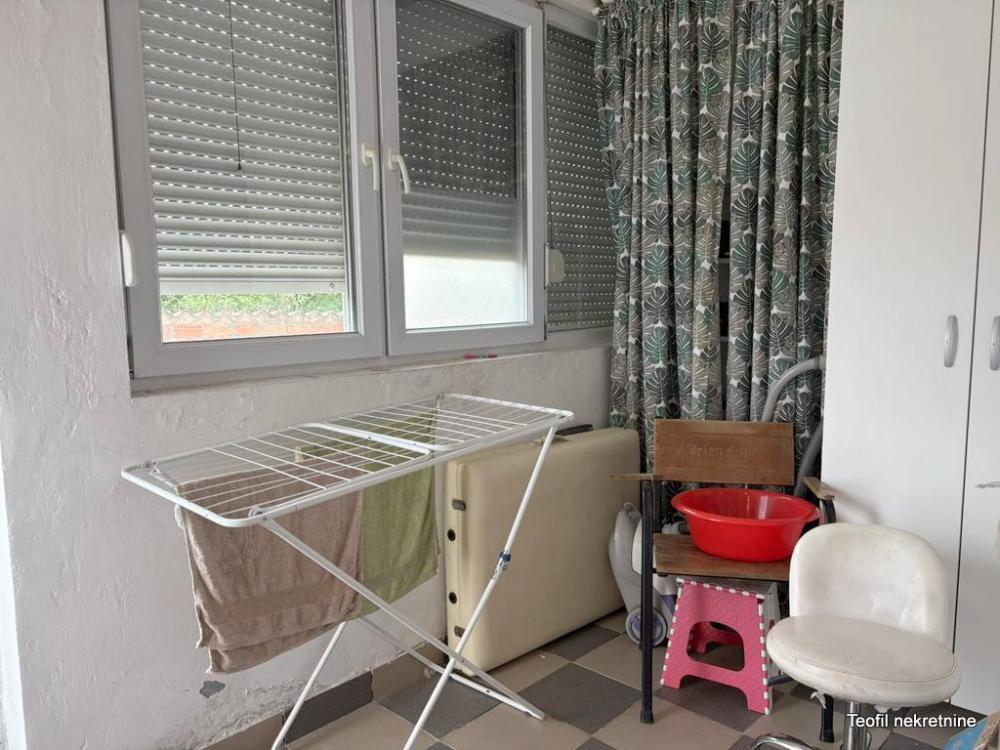 Stan na prodaju u Beogradu, Višnjica, jednoiposoban, 42m2, cena 81000 evra
