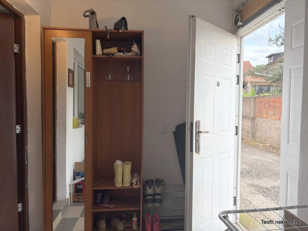Stan na prodaju u Beogradu, Višnjica, jednoiposoban, 42m2, cena 81000 evra