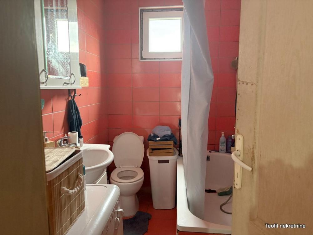 Stan na prodaju u Beogradu, Višnjica, jednoiposoban, 42m2, cena 81000 evra