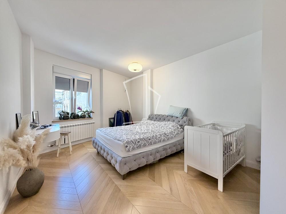 Stan na prodaju u Beogradu, Vračar (Hram), trosoban, 113m2, cena 525000 evra