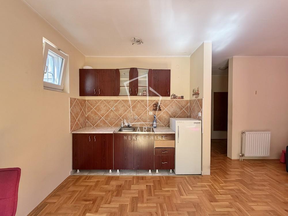 Stan na prodaju u Beogradu, Zvezdara, 26m2, cena 78000 evra