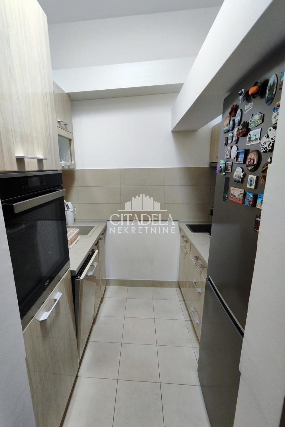 Stan na prodaju u Beogradu, Voždovac, dvosoban, 35m2, cena 185000 evra