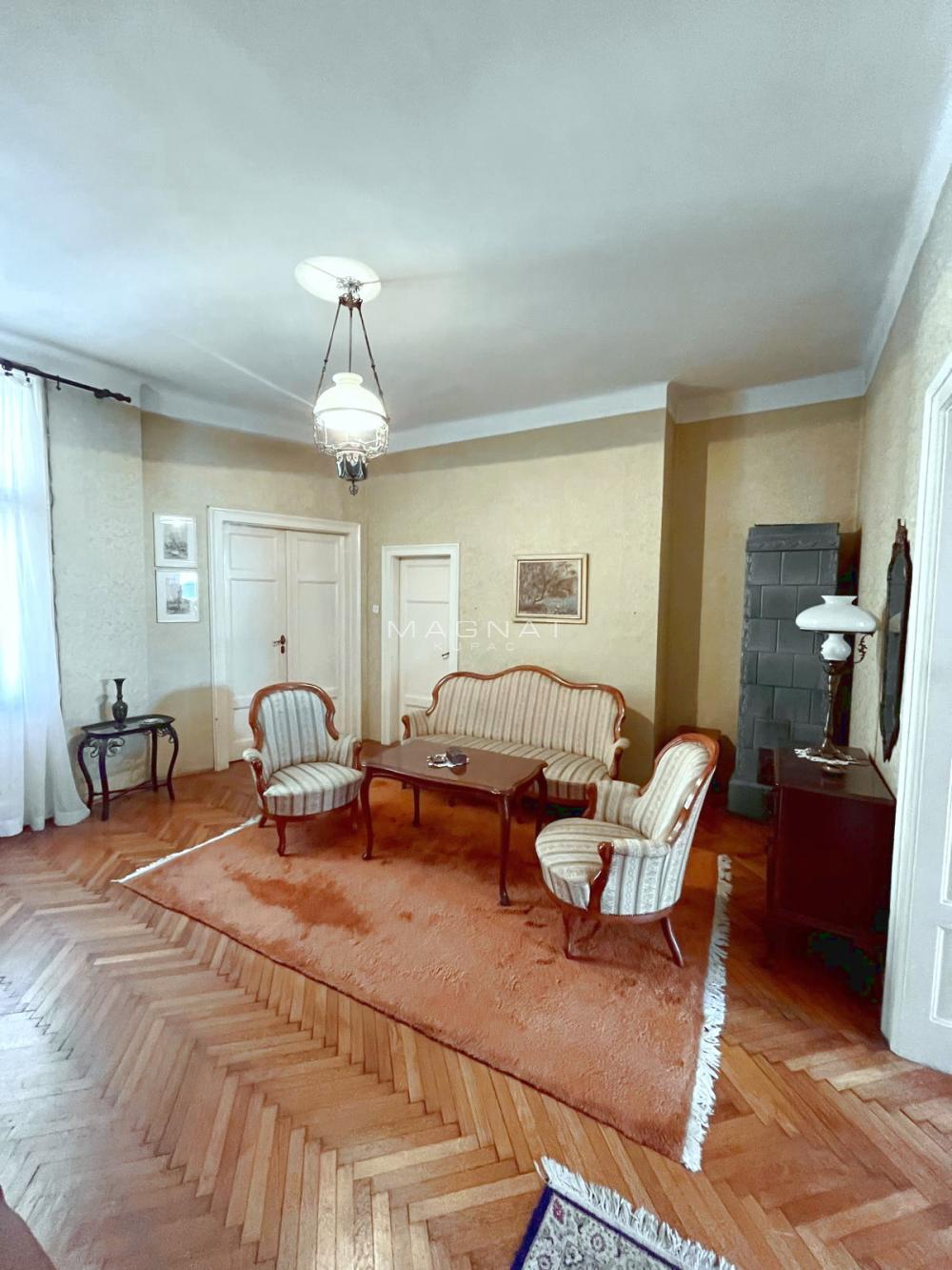 Stan na prodaju u Beogradu, Stari grad, cetvorosoban, 103m2, cena 330000 evra