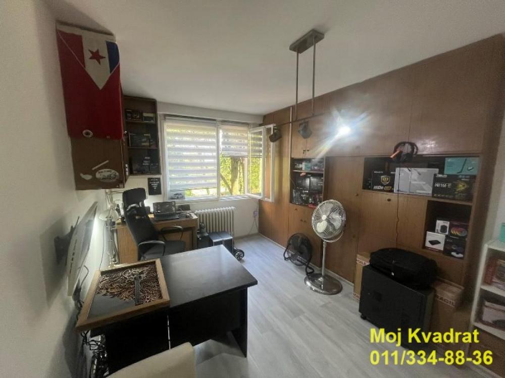 Stan na prodaju u Beogradu, Železnik, dvosoban, 59m2, cena 137000 evra