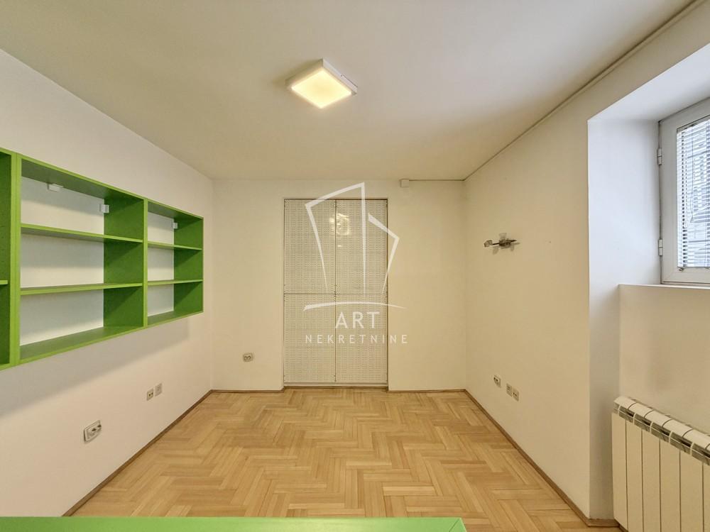 Stan na prodaju u Beogradu, Savski venac, dvosoban, 53m2, cena 159000 evra