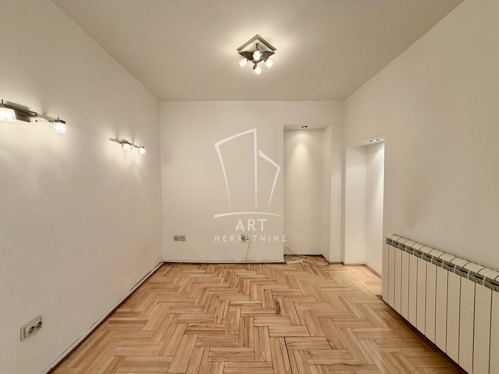 Stan na prodaju u Beogradu, Savski venac, dvosoban, 53m2, cena 159000 evra