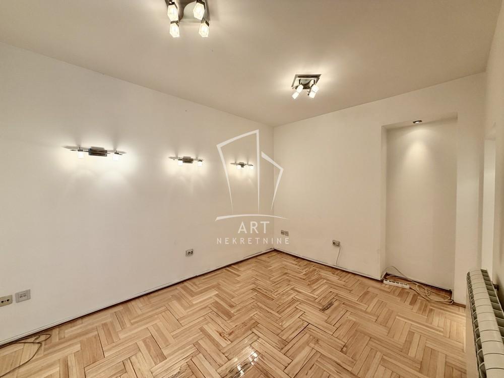 Stan na prodaju u Beogradu, Savski venac, dvosoban, 53m2, cena 159000 evra