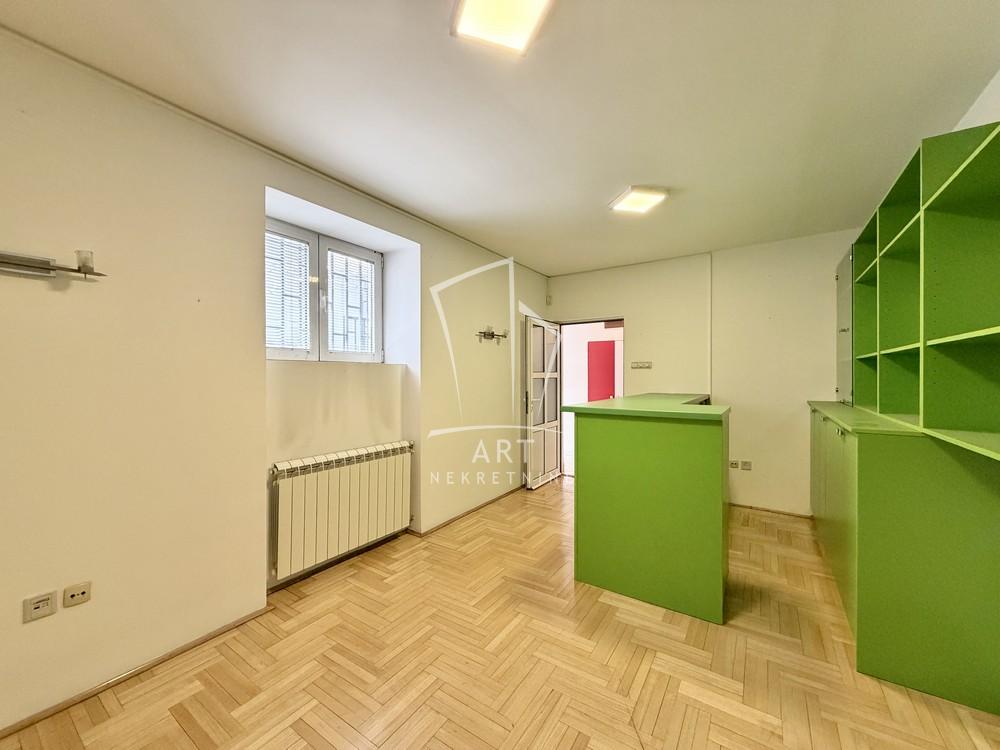 Stan na prodaju u Beogradu, Savski venac, dvosoban, 53m2, cena 159000 evra