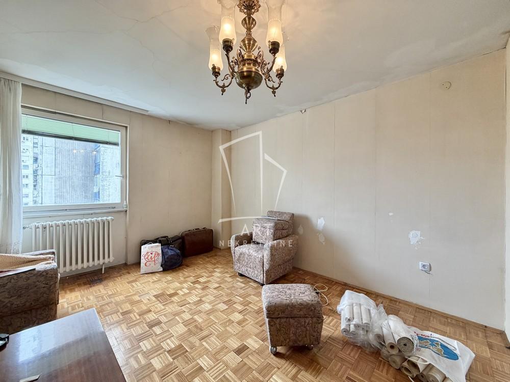 Stan na prodaju u Beogradu, Novi Beograd blok 62, dvoiposoban, 71m2, cena 210000 evra