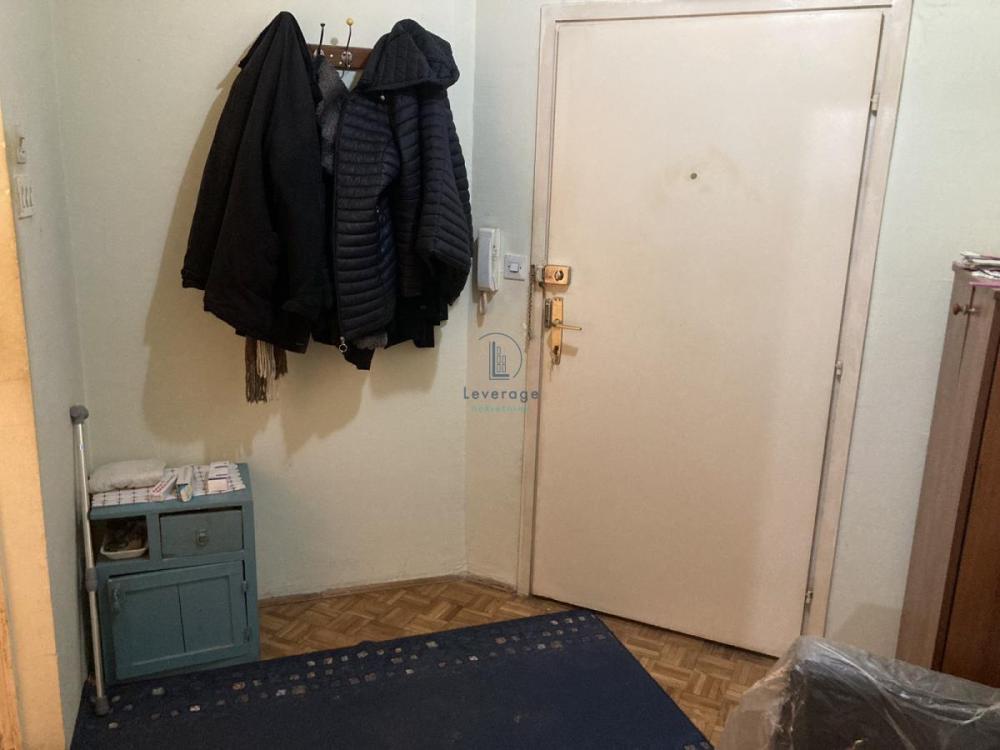 Stan na prodaju u Beogradu, Novi Beograd blok 11 (Hotel Jugoslavija), dvosoban, 48m2, cena 167900 evra