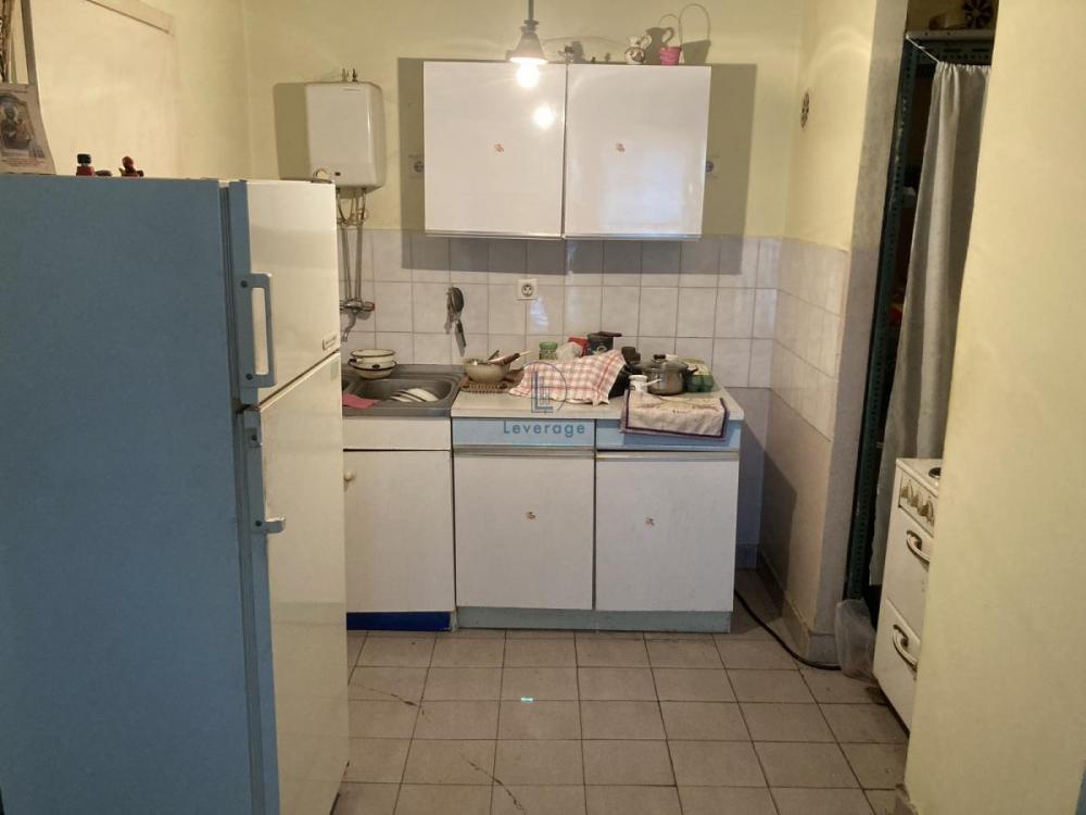 Stan na prodaju u Beogradu, Novi Beograd blok 11 (Hotel Jugoslavija), dvosoban, 48m2, cena 167900 evra