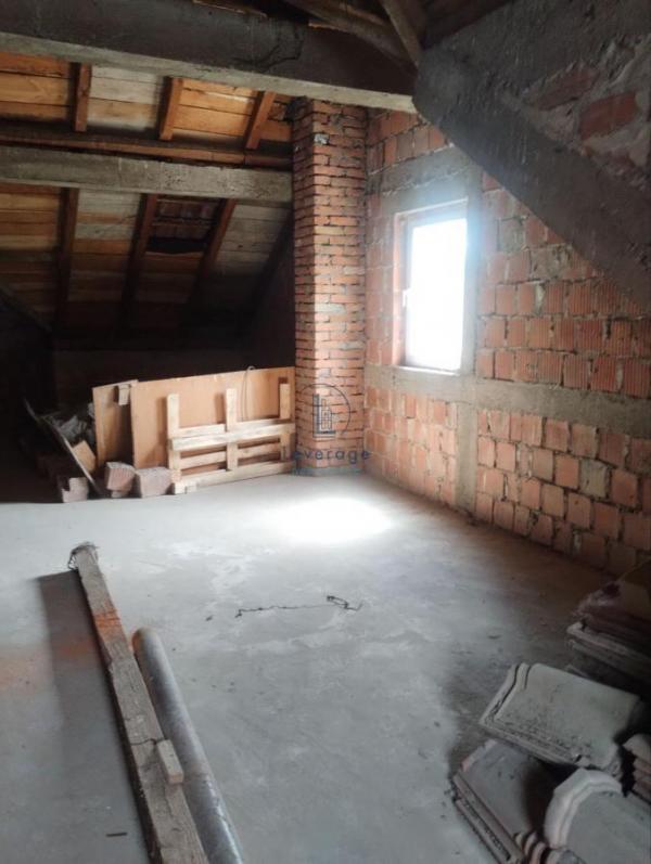 Stan na prodaju u Beogradu, Zemun polje, cetvorosoban, 100m2, cena 103000 evra